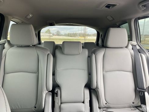 Used 2024 Honda Odyssey Touring image 25
