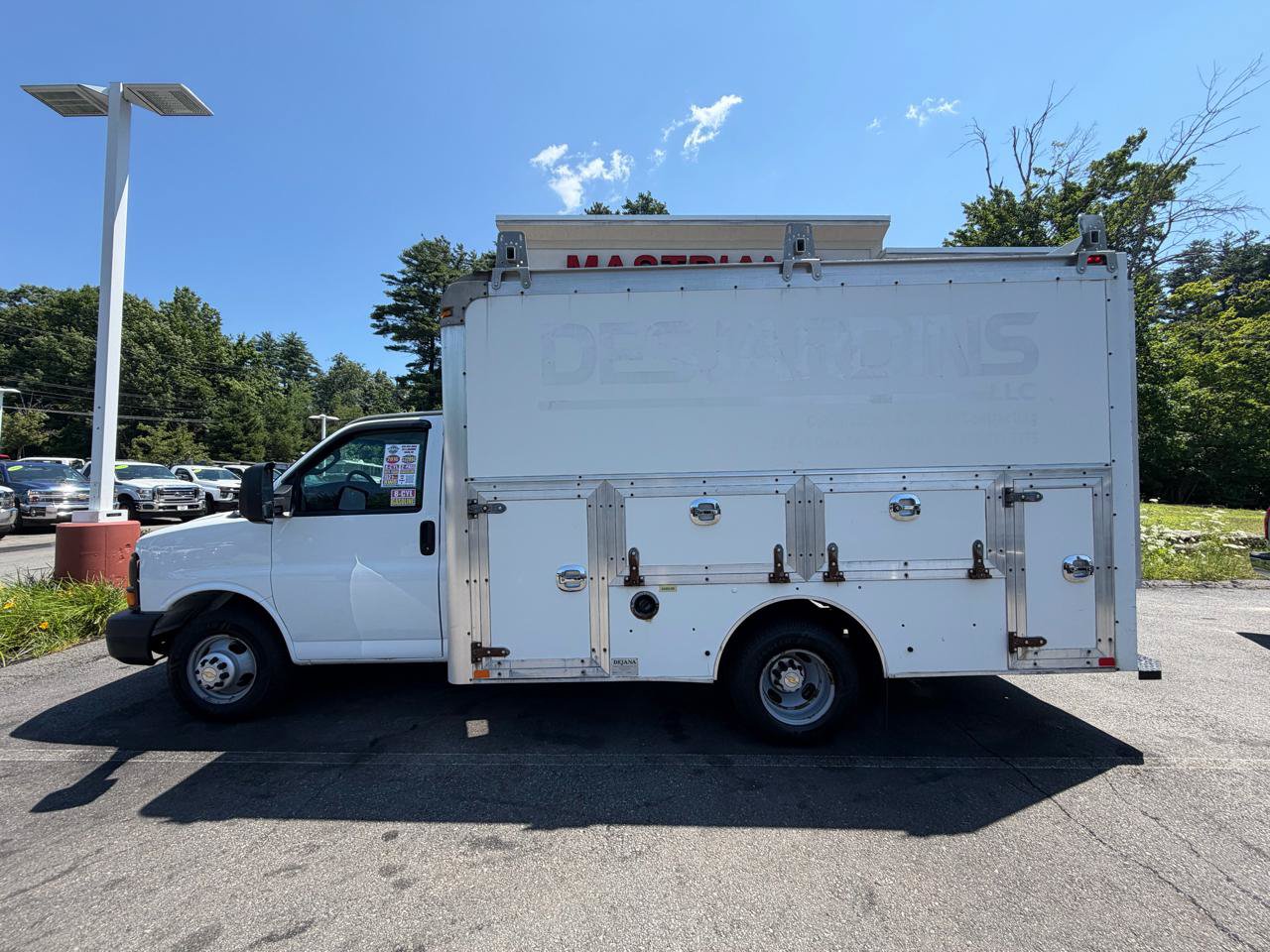 Used 2016 Chevrolet Express 3500 RWD image 10
