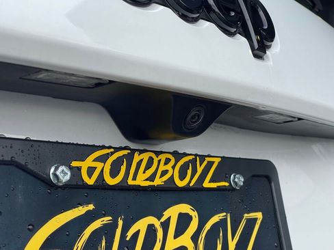 Used 2018 Jeep Grand Cherokee Altitude image 12