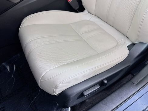 Used 2019 Honda Insight Touring image 18