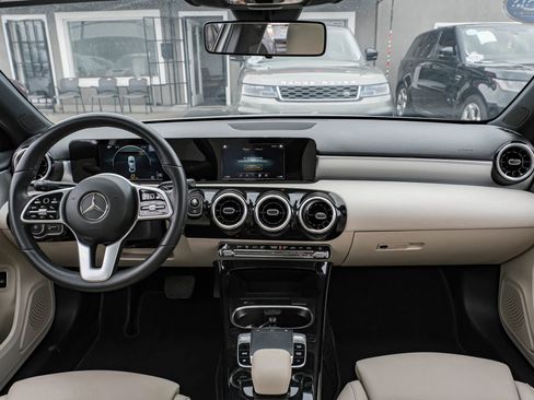 Used 2019 Mercedes-Benz A 220 image 14