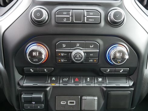 Used 2019 Chevrolet Silverado 1500 RST w/ All-Star Edition image 23