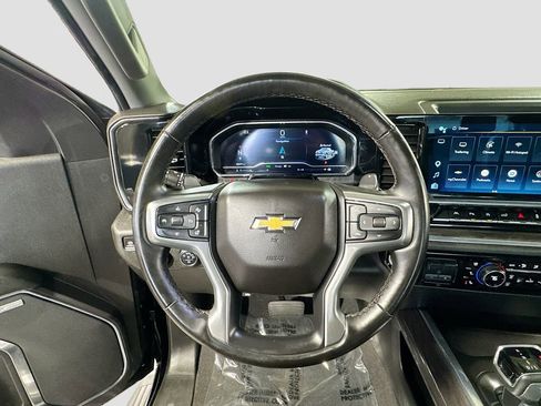 Used 2024 Chevrolet Silverado 1500 LTZ image 16