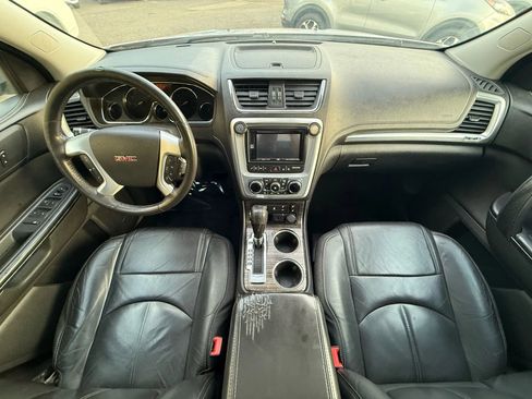 Used 2015 GMC Acadia SLT image 17