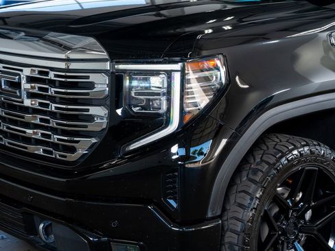 Used 2023 GMC Sierra 1500 Denali w/ Denali Reserve Package image 12