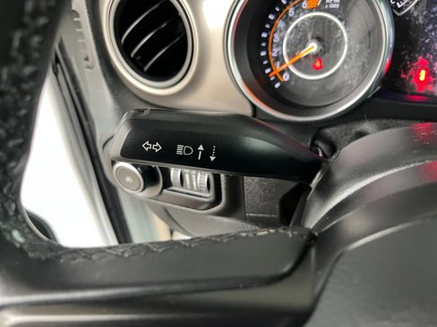 Used 2018 Jeep Wrangler Sport S image 12