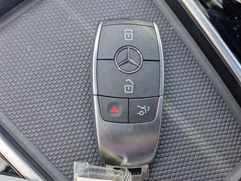 Used 2024 Mercedes-Benz GLA 250 image 28