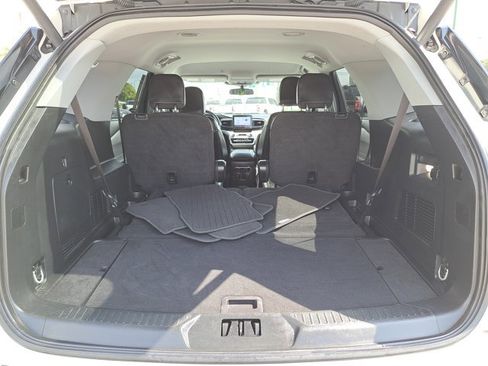 Certified 2023 Ford Explorer XLT w/ Equipment Group 202A image 9