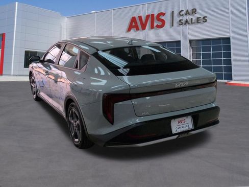 Used 2025 Kia K4 FWD image 9