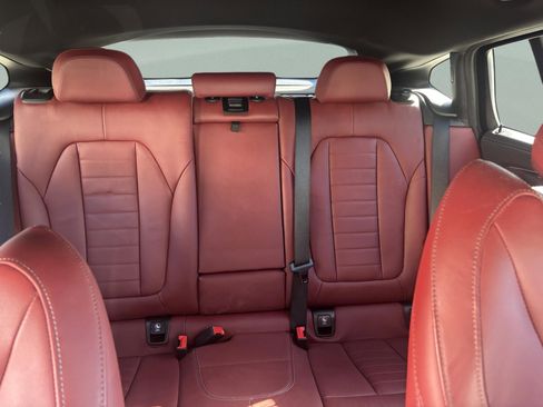 Used 2023 BMW X4 M40i image 24