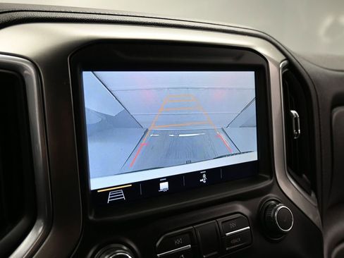 Used 2019 Chevrolet Silverado 1500 LT Trail Boss image 16