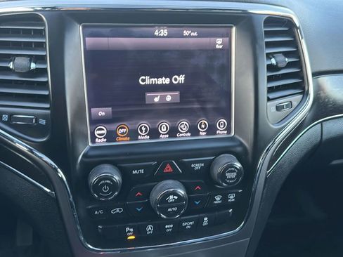 Used 2018 Jeep Grand Cherokee Limited w/ Trailer Tow Group IV AWD/4WD image 24