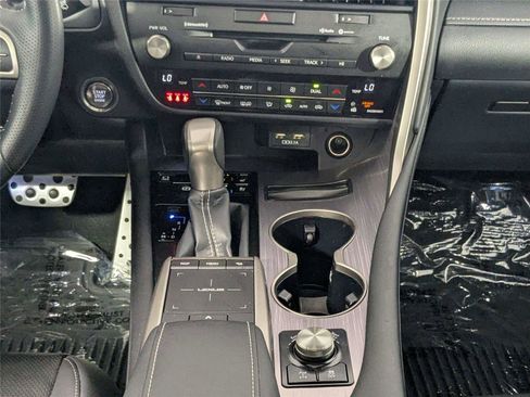 Used 2022 Lexus RX 350 F Sport w/ Accessory Package AWD/4WD image 43