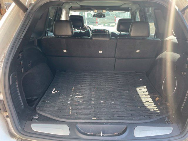 Used 2016 Jeep Grand Cherokee Limited w/ Luxury Group II RWD image 8