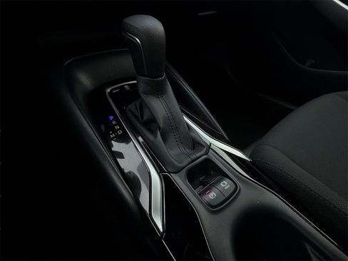Used 2022 Toyota Corolla SE image 24