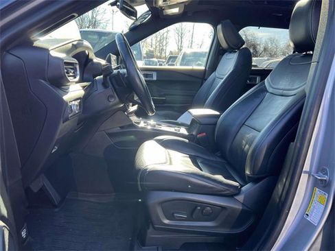 Used 2022 Ford Explorer ST w/ Equipment Group 401A image 10