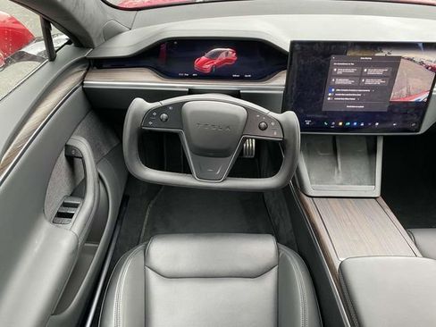 Used 2022 Tesla Model S image 15