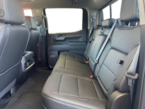 Used 2025 GMC Sierra 1500 Denali AWD/4WD image 8