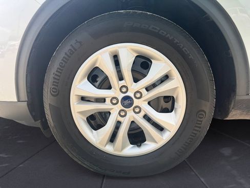 Used 2023 Ford Escape AWD image 14