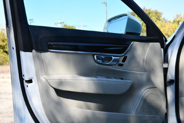 Used 2018 Volvo S90 T5 Momentum w/ Momentum Plus Package AWD/4WD image 10