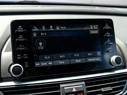 Used 2021 Honda Accord Sport image 31