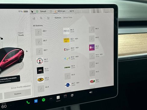 Used 2023 Tesla Model 3 Standard Range RWD image 17