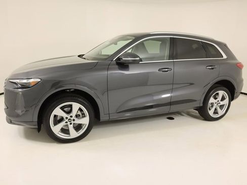 New 2025 Audi Q5 Premium Plus image 2