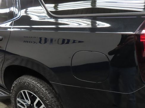 Used 2024 GMC Yukon AT4 image 46