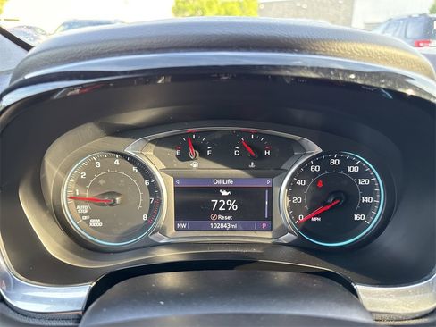 Used 2022 Chevrolet Traverse LT image 31