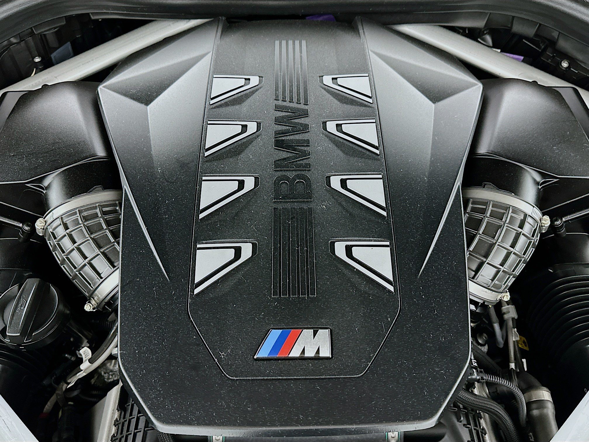 Used 2025 BMW X6 M60i w/ Executive Package AWD/4WD image 32