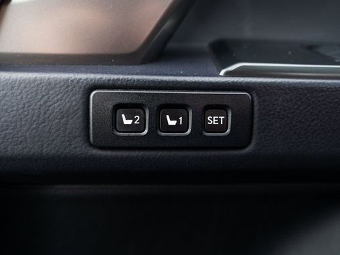 Used 2023 Lexus GX 460 Premium image 16