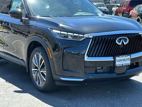New 2027 INFINITI QX60 Luxe w/ Family Package FWD image 11