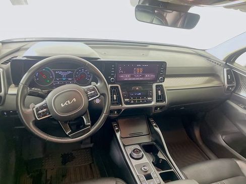 Used 2022 Kia Sorento S FWD image 24