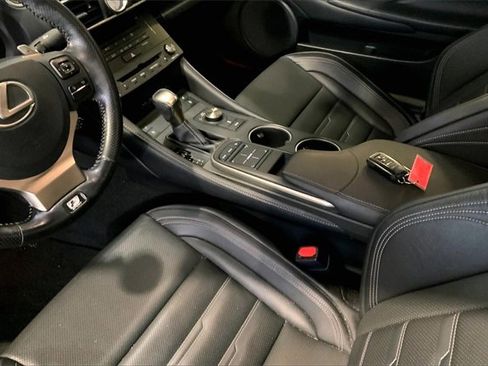 Used 2017 Lexus RC 200t image 16