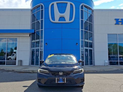Used 2023 Honda Civic LX image 2
