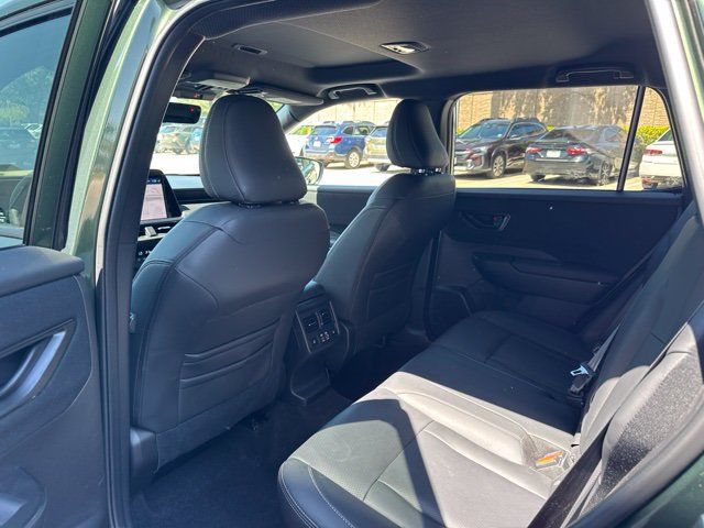 Used 2026 Subaru Outback Limited AWD/4WD image 12