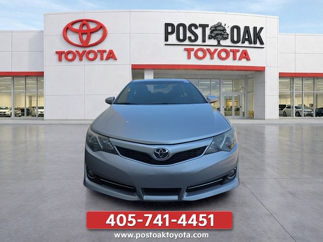 Used 2012 Toyota Camry SE FWD image 11