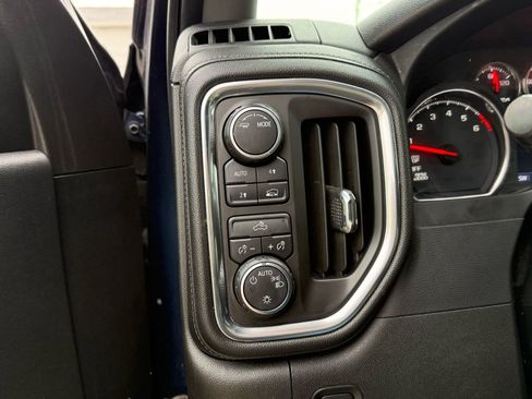 Used 2020 Chevrolet Silverado 1500 LT image 21