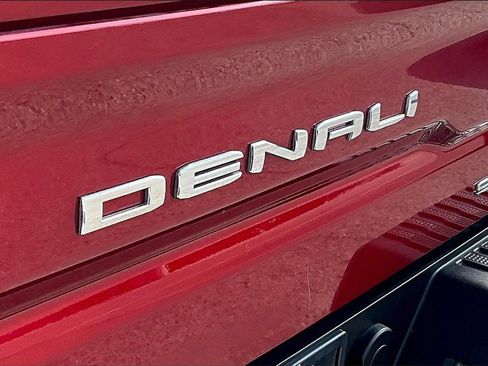 Used 2022 GMC Sierra 1500 Denali w/ Technology Package image 8