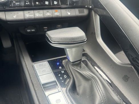 Used 2022 Hyundai Elantra Blue image 14