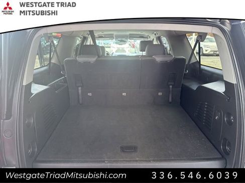 Used 2020 Chevrolet Suburban LT image 25