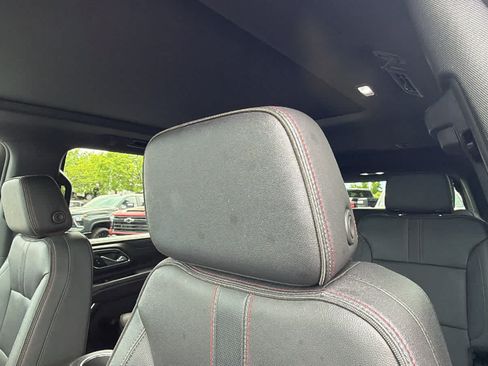 Used 2023 Chevrolet Tahoe RST w/ Luxury Package AWD/4WD image 11
