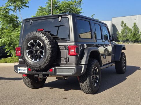 Used 2024 Jeep Wrangler Unlimited Rubicon AWD/4WD image 8
