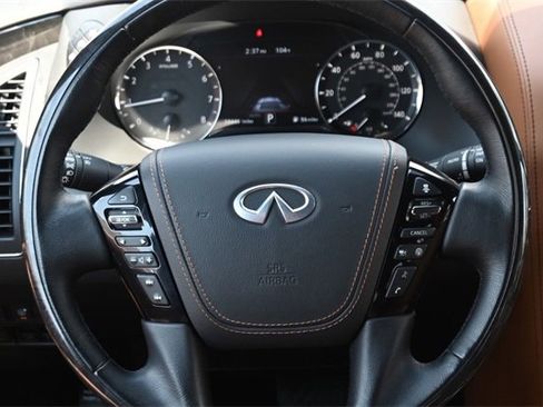 Used 2024 INFINITI QX80 Sensory image 11