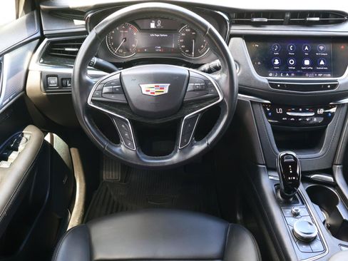 Used 2023 Cadillac XT5 Premium Luxury FWD image 15