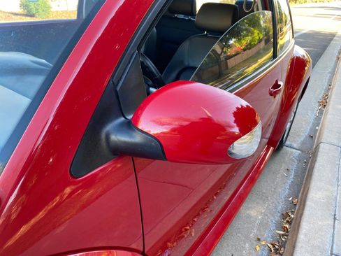 Used 2009 Volkswagen Beetle Coupe image 17