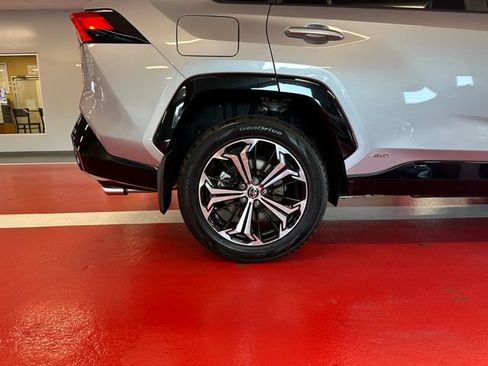 Used 2024 Toyota RAV4 XSE w/ Weather Package AWD/4WD image 29