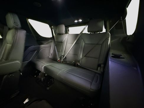Used 2025 GMC Yukon Denali AWD/4WD image 41