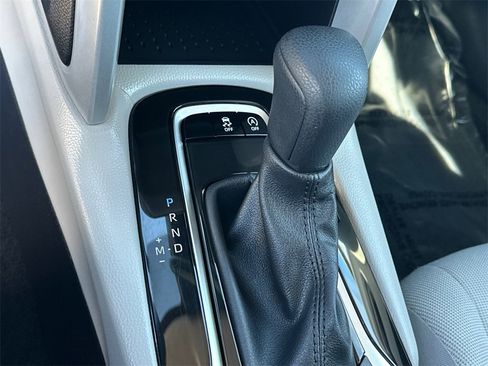 Certified 2025 Toyota Corolla Cross L image 28