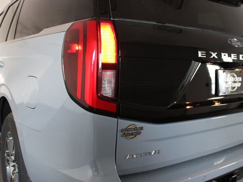 New 2026 Ford Expedition Active image 58